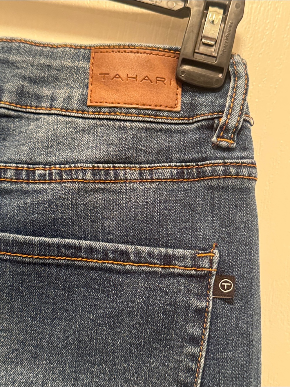 Tahari Chloe Fit Solution Women's Skinny Jeans - Size 6/28 - Picture 7 of 8
